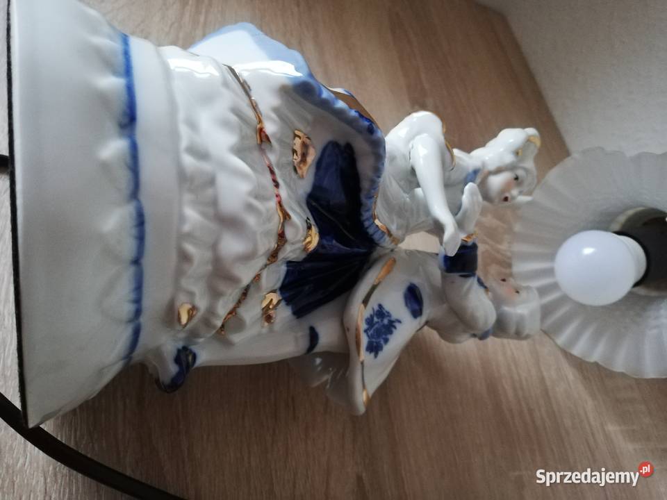 Lampa ozdobna z figurkami Gorlice
