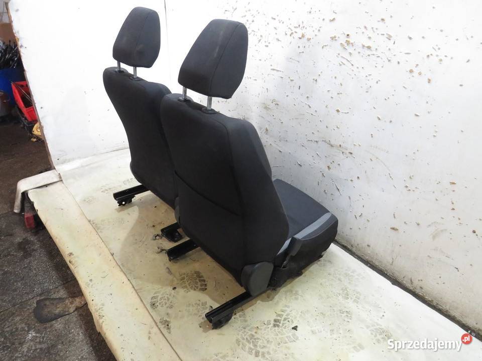 PODUSZKA FOTELA PRAWY PRZÓD AURIS II LIFT sprzedam
