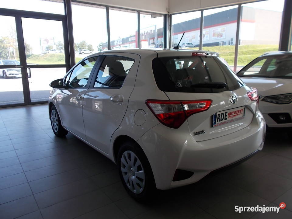 TOYOTA YARIS 15 benzynasalon Polska manualna