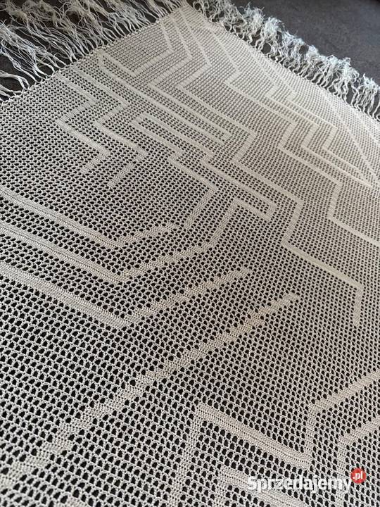 obrus szydełkowy z frędzlami rękodzieło śląskie Zabrze