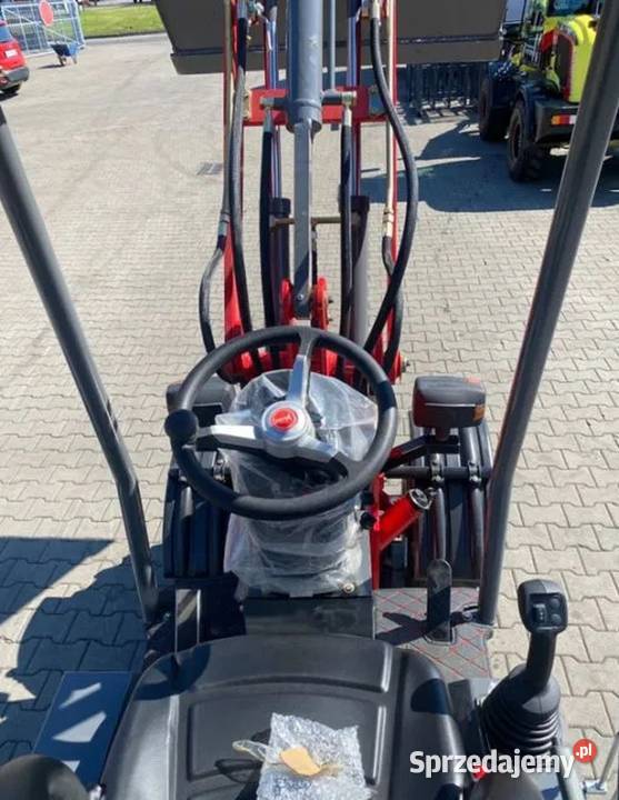 Ładowarka rolnicza KINGWAY Farmer 906 silnik