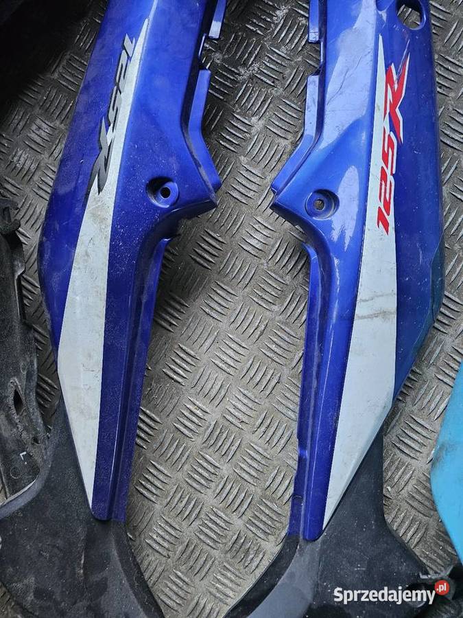 Honda CBR 125 jc34 ogon boczek plastik plastiki Jelenia Góra