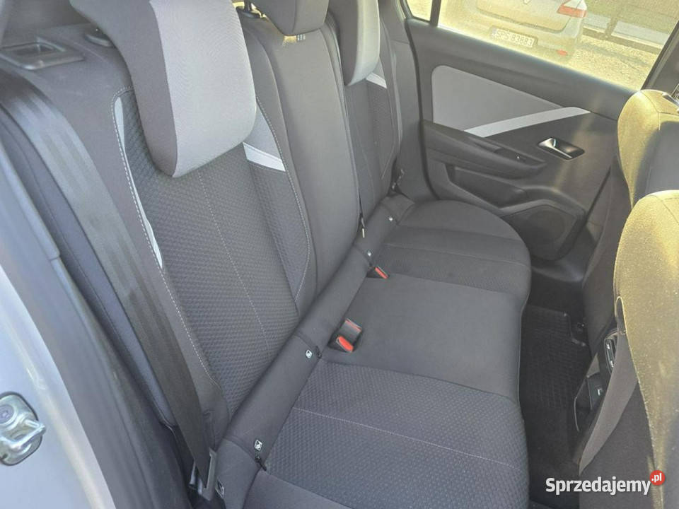 Opel Astra L 2021 Komorniki