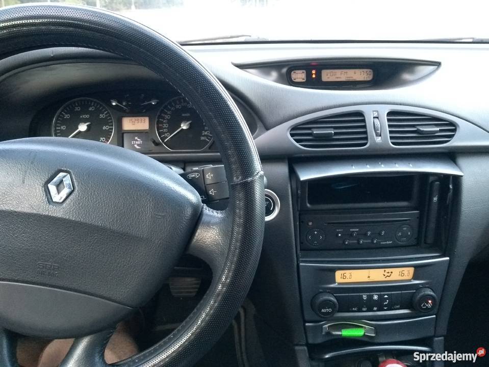 Laguna 2001r 16 benzyna Oborniki