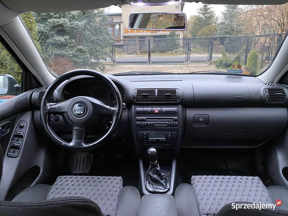 Seat Leon 1 właściciel 8 lat 1598cm3 Samochody osobowe Poraj