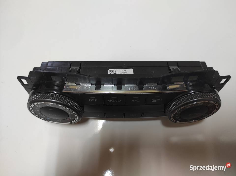 MERCEDES W204 PANEL KLIMATYZACJI A2048309885