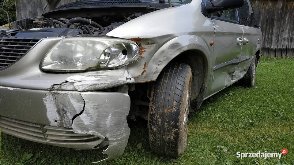 Chrysler Grand Voyager 2003 uszkodzony hak Kosarzew Dolny-Kolonia
