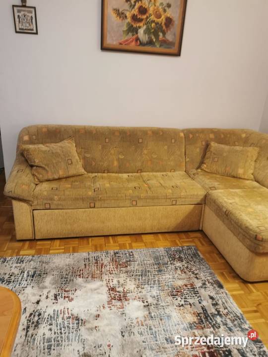 Narożnik z funkcją spania i chowania pościeli z