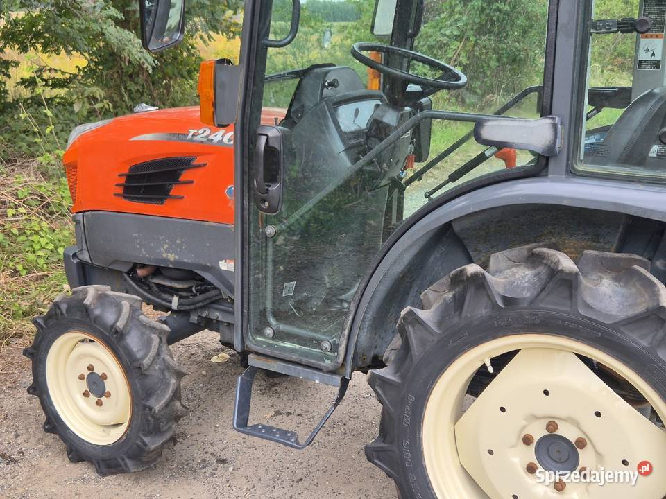 Traktorek KUBOTA T240D 24 44 Wspomaganie Kubota Małuszyn