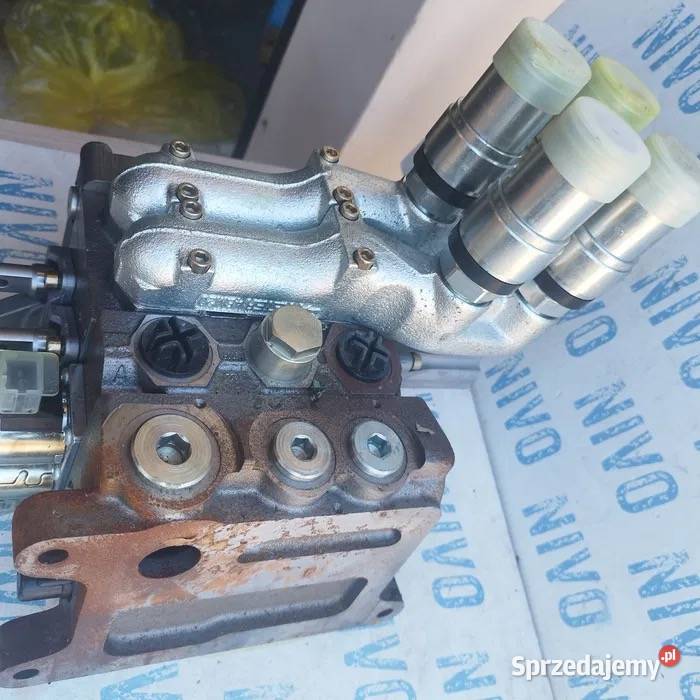 Zawor sterujacy hydrauliki 87546168 case farmall Łowicz