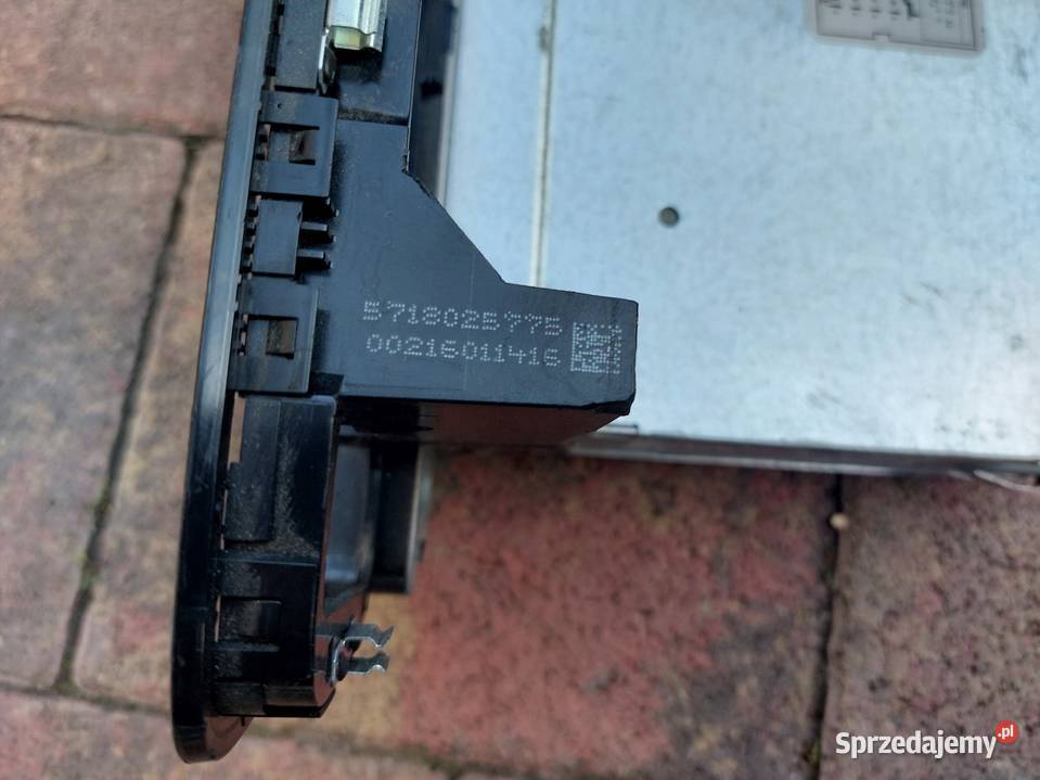 RADIO CD SKODA CITIGO 1ST035156G BEZ KODU