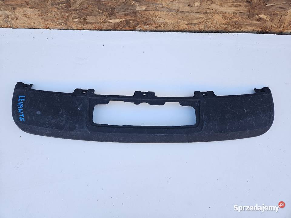 MASERATI LEVANTE SPOILER DYFUZOR ZDERZAKA TYŁ Międzychód