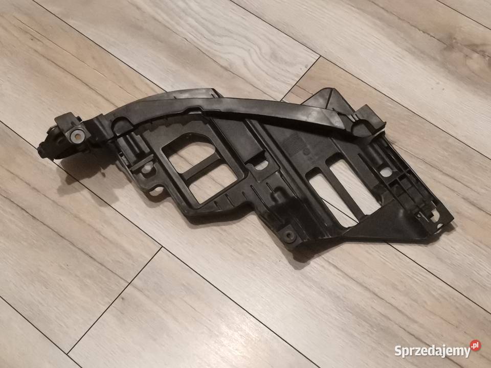 VW GOLF VI PRAWY ŚLIZG MOCOWANIE LAMPY PRZÓD osobowe Międzychód