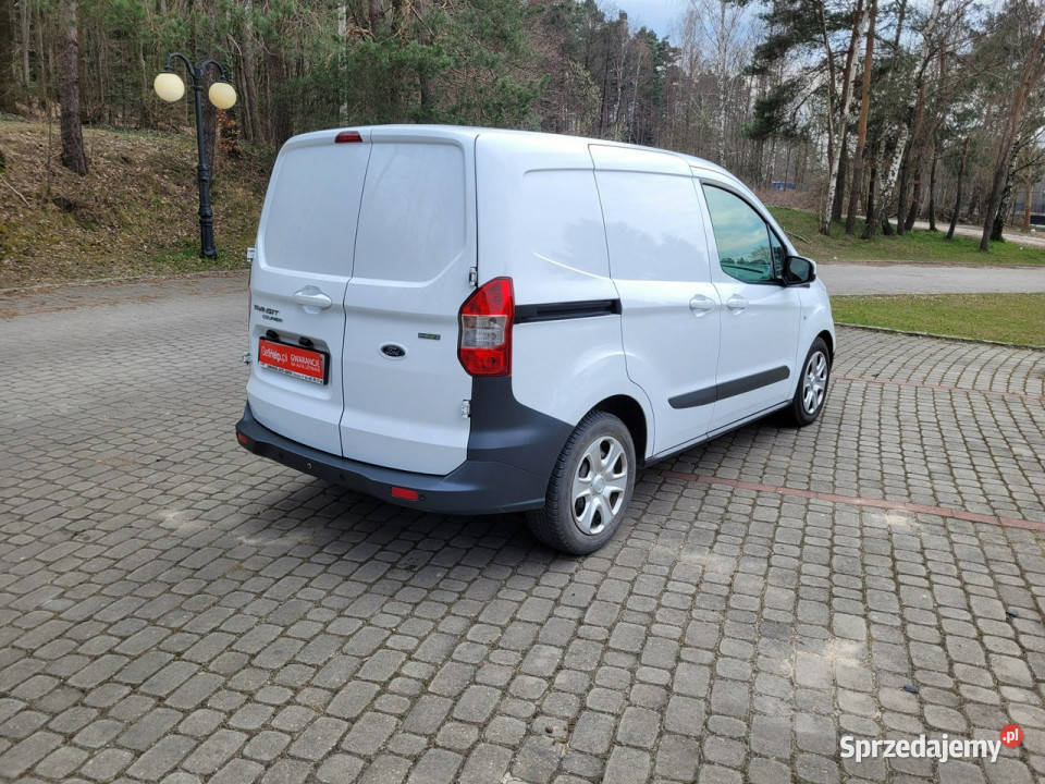 Ford Transit Courier nieuszkodzony Motoryzacja Ćmińsk