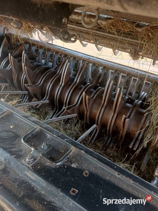 Prasa rolująca NH br 740A Piątek