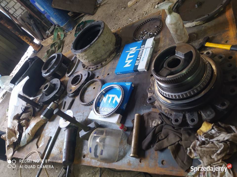 Serwis maszyn budowlanych tulejowanie otworów Częstochowa naprawa