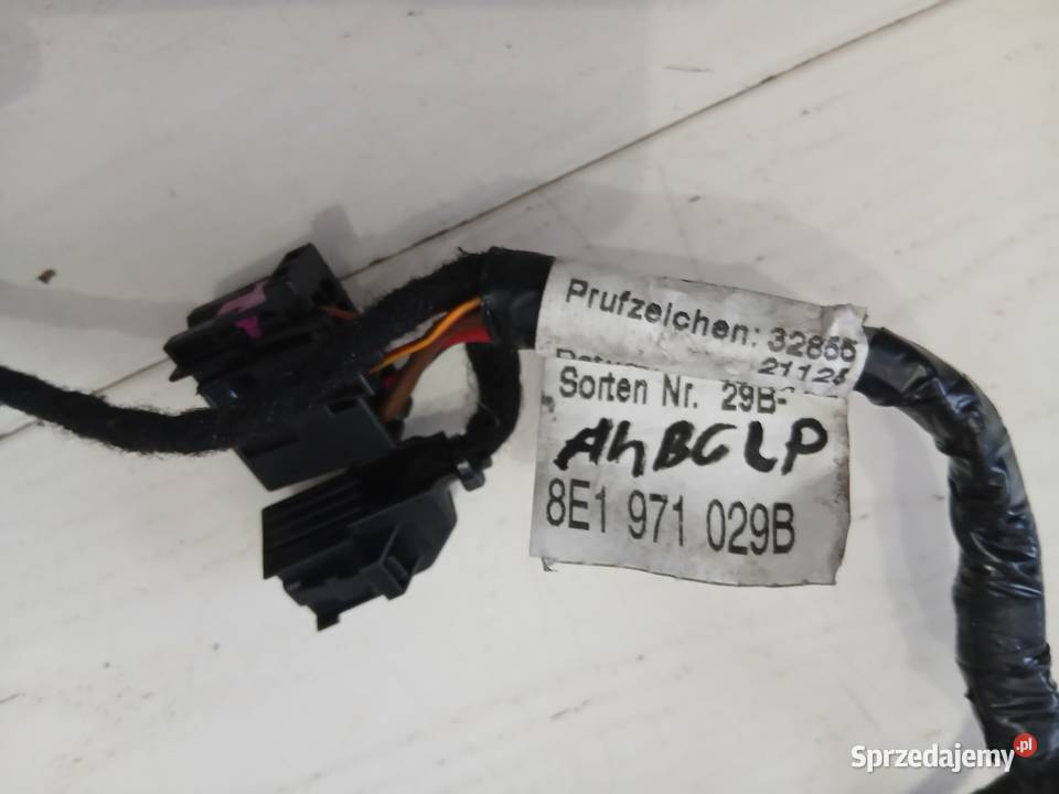 Audi A4 B6 wiązka drzwi lewy przód osobowe Szczerbice