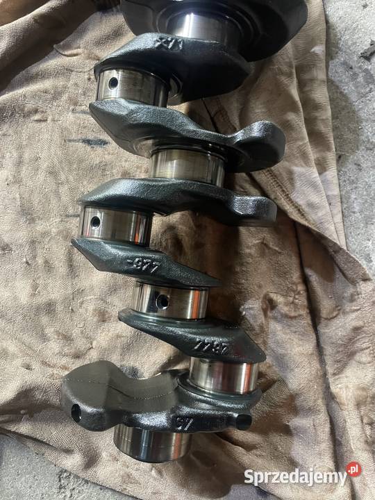 Wał korbowy bmw 20d n47d20c Nowa Słupia