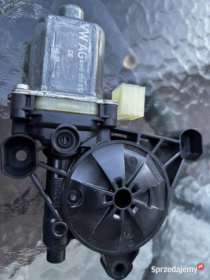 Audi a4b9 szyba boczna przednia tylnia silniczek Wyszków sprzedam