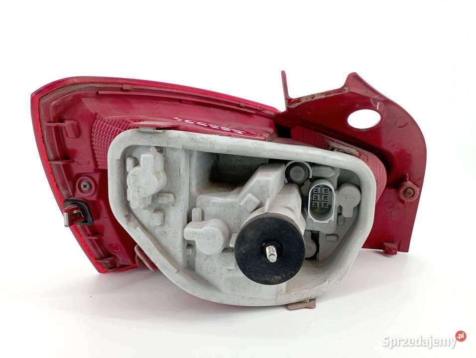 LAMPA TYŁ PRAWA EU 6J4945258A Seat Ibiza IV osobowe sprzedam