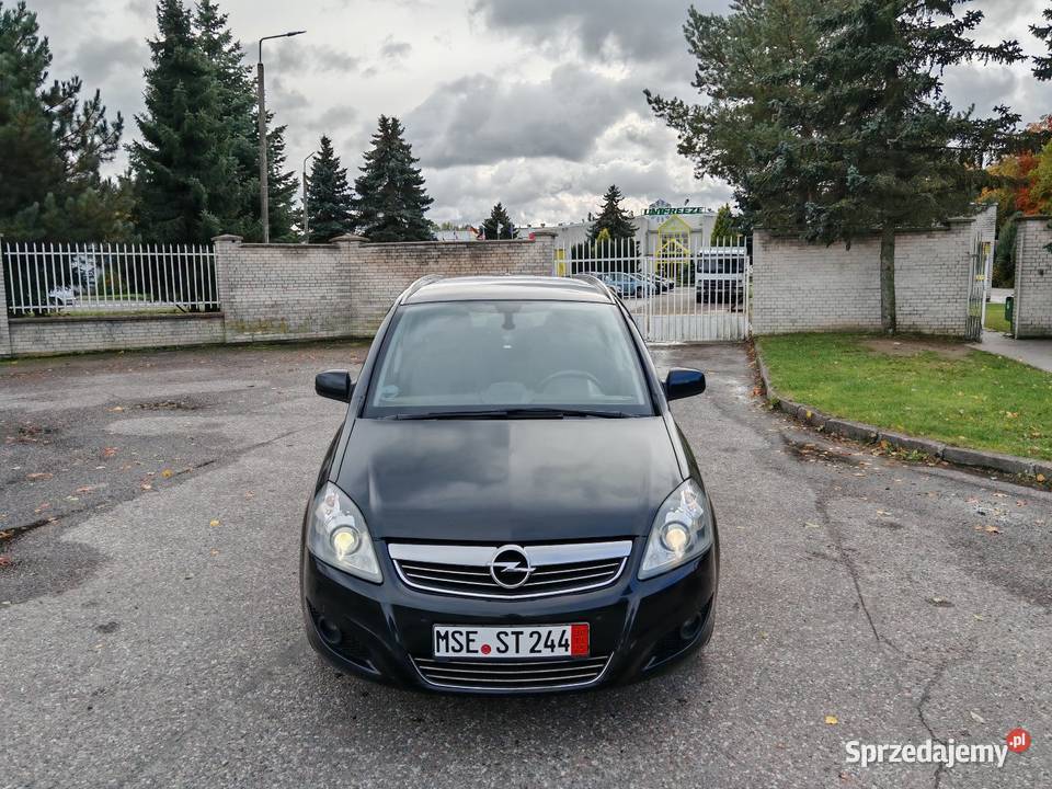 Opel Zafira B FL 17 CDTI 125 z Niemiec 7 Osobowa kujawsko-pomorskie Górzno