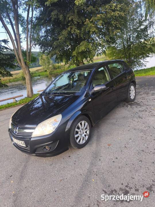 Opel Astra H benzyna Dąbrówka Starzeńska sprzedam