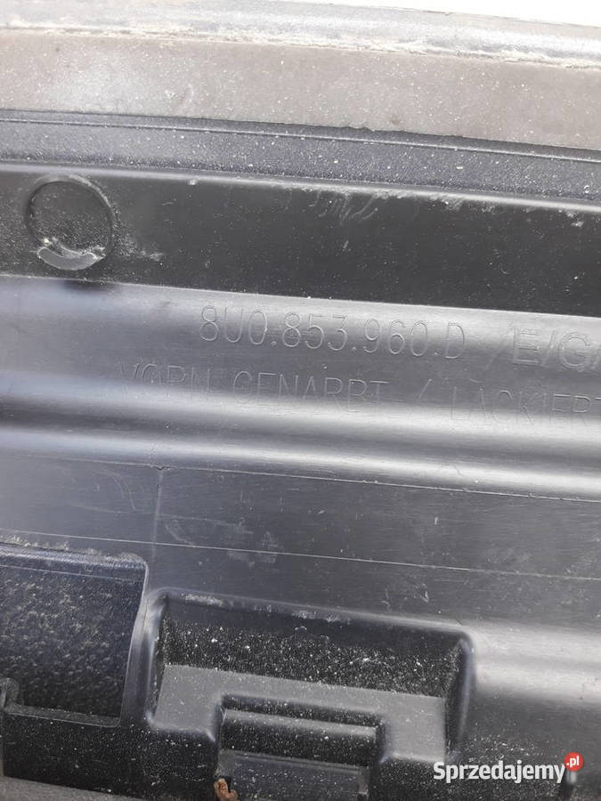 AUDI Q3 S LINE LISTWA DRZWI PRAWY PRZÓD Bieleń