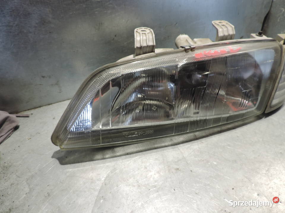 NISSAN PRIMERA P11 LAMPA LEWY PRZÓD osobowe sprzedam