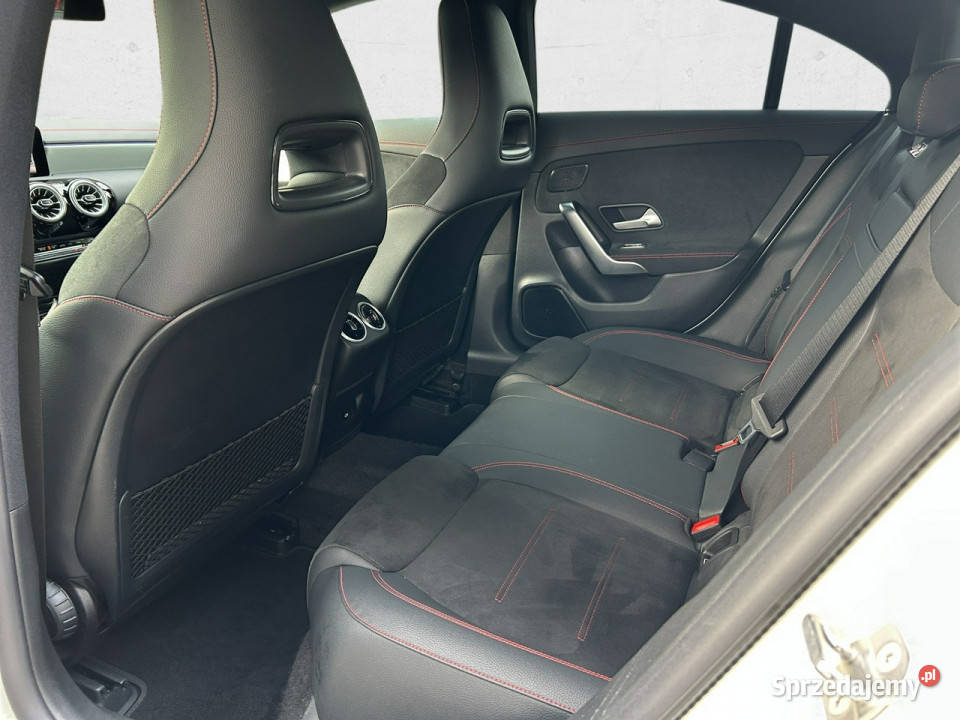 Mercedes CLA 200 mHEV AMG Line 7GDCT Z Polskiego komputer pokładowy Mercedes-Benz Warszawa