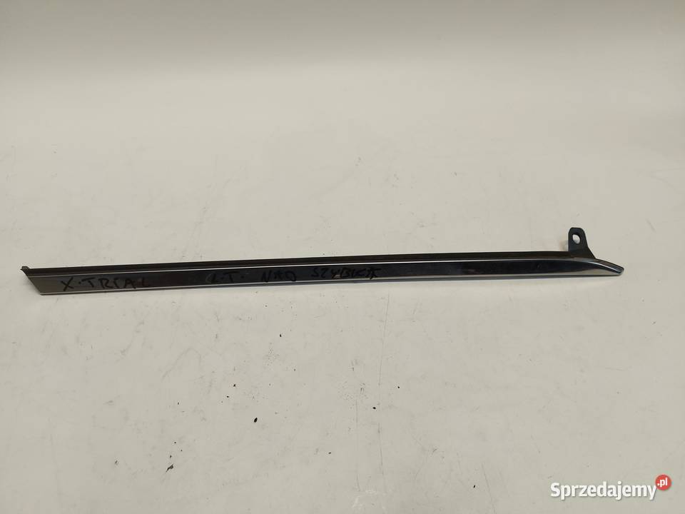 Nissan XTRAIL T33 IV 2023r Listwa błotnika tył Listwy i nakładki dolnośląskie