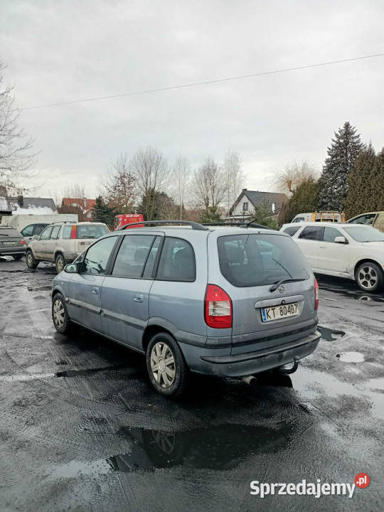Opel Zafira Opel Zafira 20 DTI 101 03r A Rok produkcji 2003 Tarnów