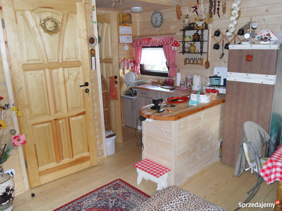 sprzedam dzialke rekreacyjna z nowym domkiem asfalt Bierna