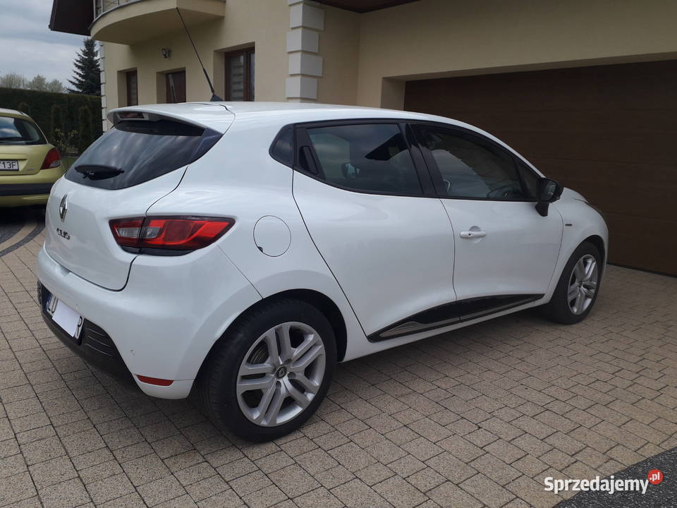 Clio IV Lift 09 TCE Biała Perła Limited NaviFree 90KM Lublin