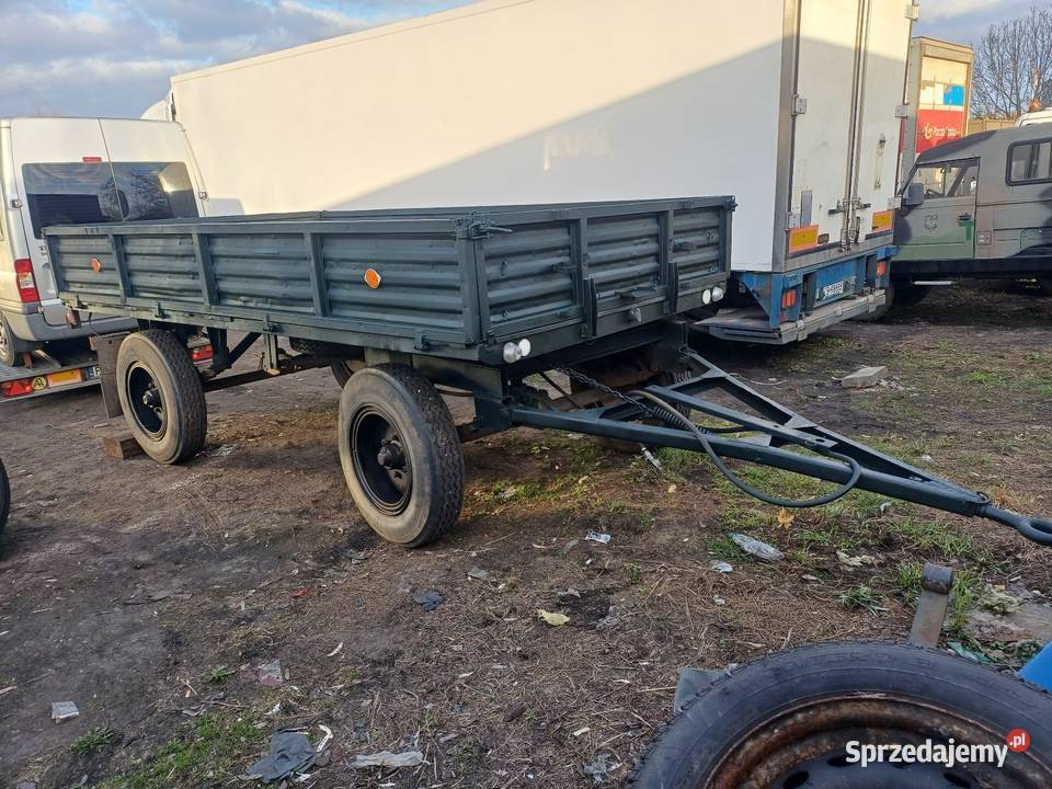 Przyczepa rolnicza nowa podłoga sprzedam