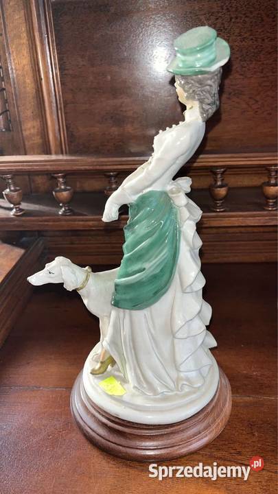 CAPODIMONTE Figurka Spacer Damy z chartem Borzoi