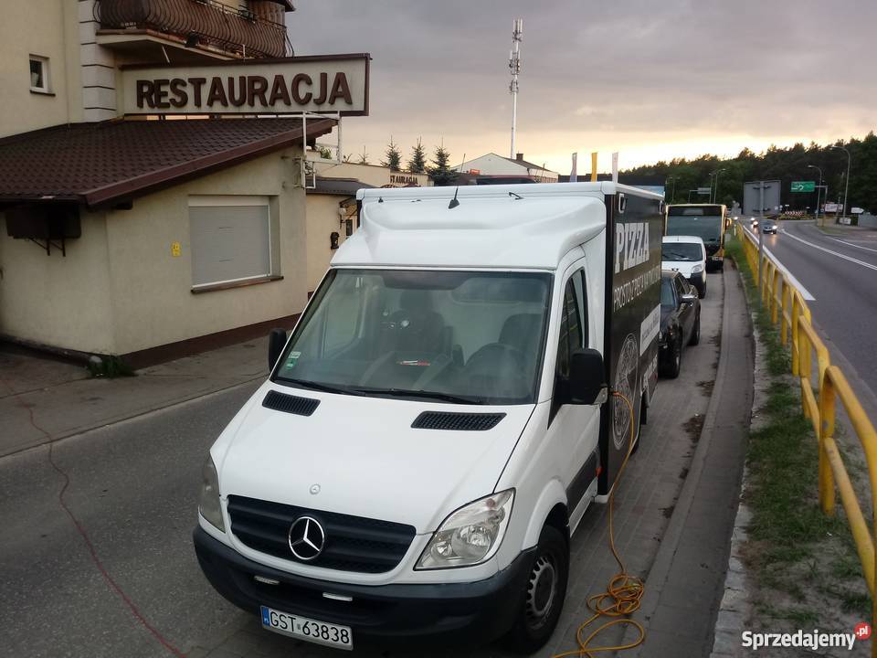 food truck PIZZA