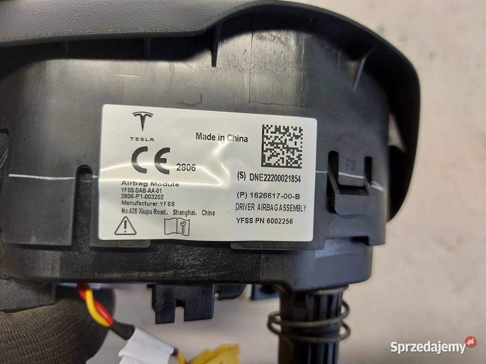 TESLA MODEL Y 2022r AIRBAG PODUSZKA KIEROWCY osobowe sprzedam