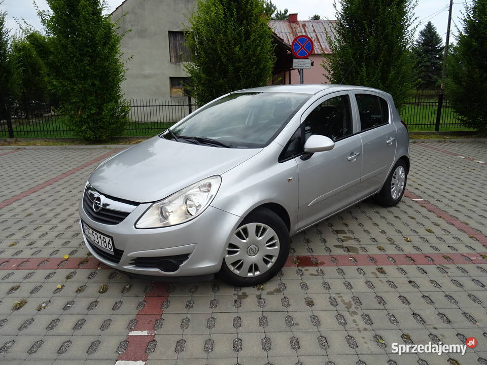 OPEL CORSA Zarejestrowana z ważnymi opłatami Rzeszów sprzedam