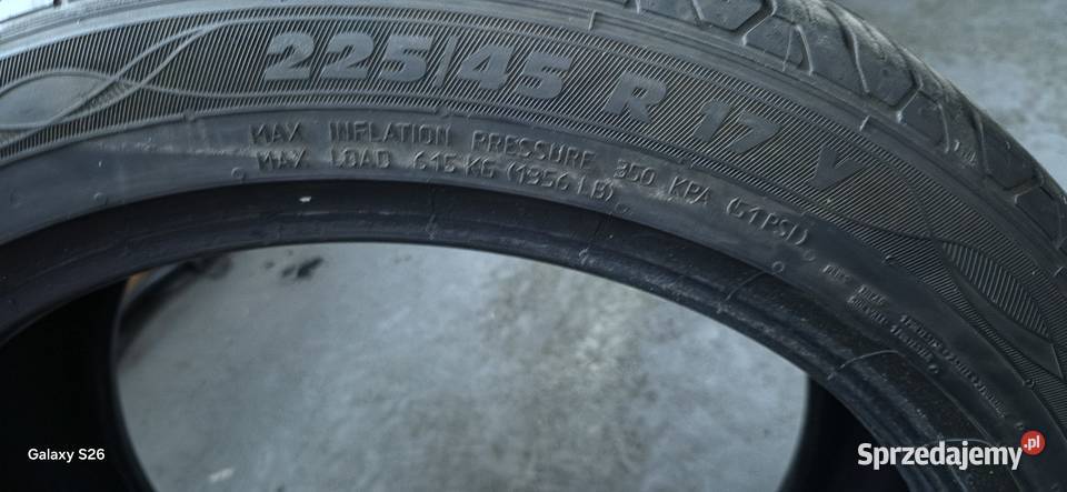Sprzedam komplet opon letnich 225 45 17 75mm Rok produkcji 2021 Żary sprzedam