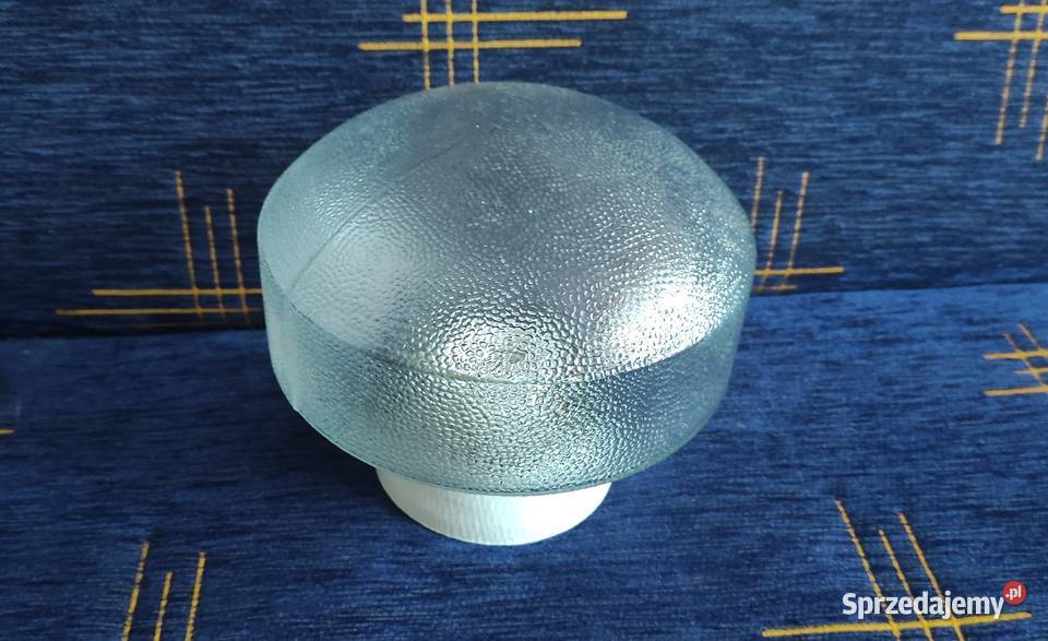 Duża lampa garażowa naścienna skośna 2