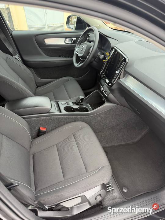 Volvo XC40 20 benzyna 197 BOGATA WERSJA B4 Motoryzacja Rzeszów