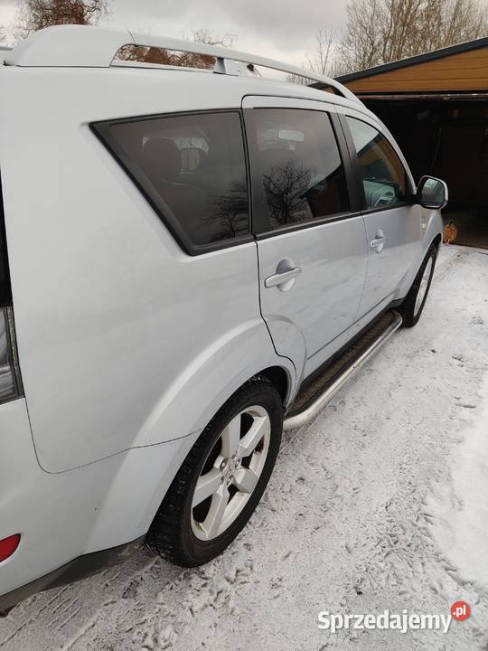 Mitsubishi Outlander 2008 Rok produkcji 2008 Buszkowy