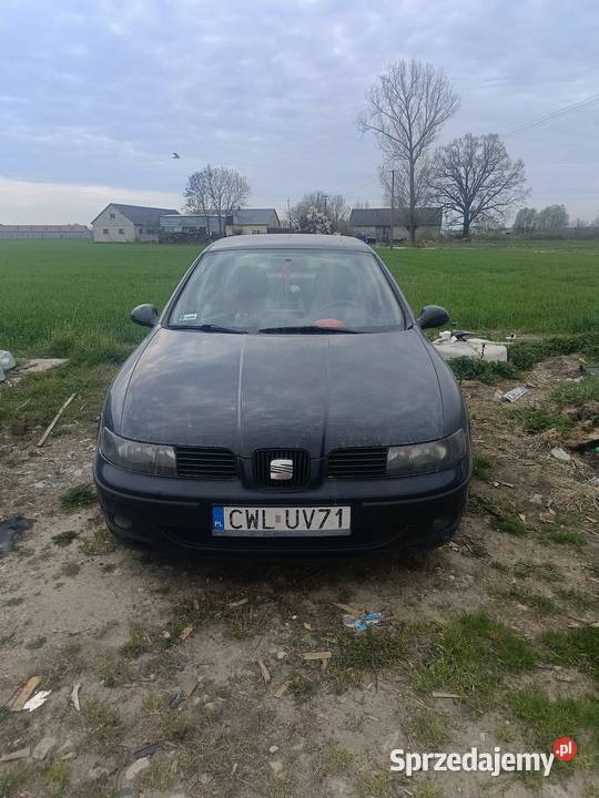 Seat toledo 2 na części
