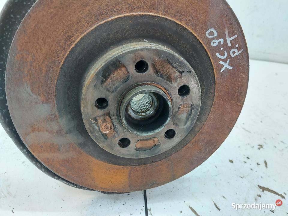 Volvo XC90 II D5 Zwrotnica zawieszenie wahacze osobowe