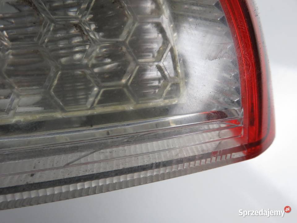 LAMPA PRAWA TYLNA FOCUS MK2 KOMBI LIFT