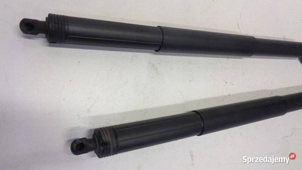 SIŁOWNIK ELEK KLAPY BAGAŻNIKA AUDI Q5 80A827851A Rakoniewice