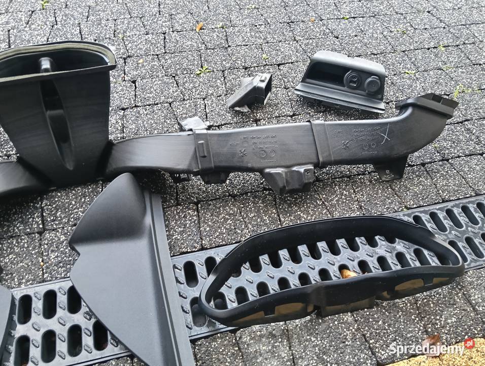 Peugeot 208 lift Rok produkcji 2016 Rzeszów
