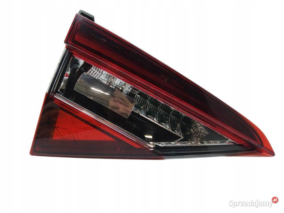LAMPA TYŁ W KLAPĘ LEWA SEDAN EU 3V5945307D Skoda