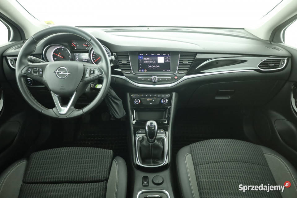 Opel Astra 15 CDTI