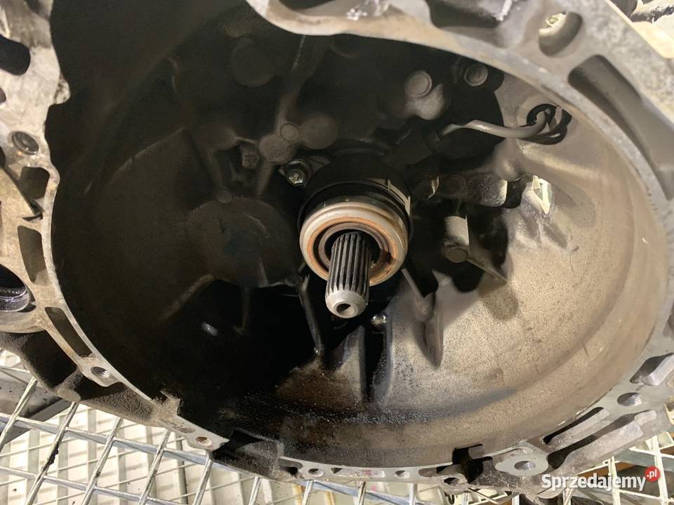 SKRZYNIA BIEGÓW TOYOTA YARIS II 13 100 0514 sprzedam